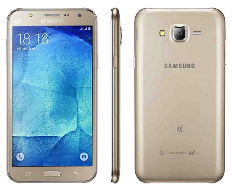 Samsung Galaxy J7 .